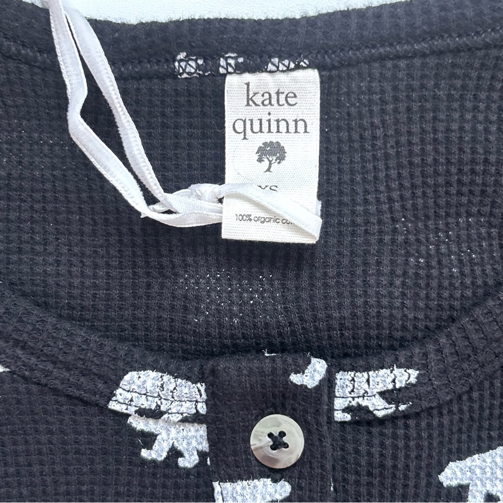NWT Kate Quinn Organic Cotton Henley Top Women’s XS Polar Bear Print - Picture 4 of 4